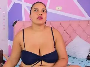 Horny_HouSex  live sex cam