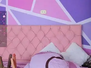 Horny_HouSex  live sex cam