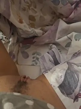 MisLaraM  live sex cam