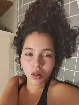 Blu_v  live sex cam