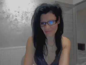 CrazyMilf41  live sex cam