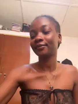 PetiteEbony  live sex cam