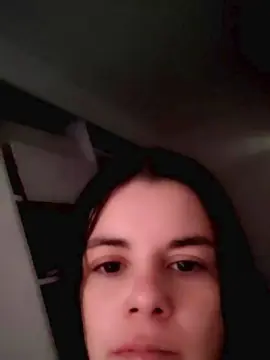 Quierojugar777  live sex cam