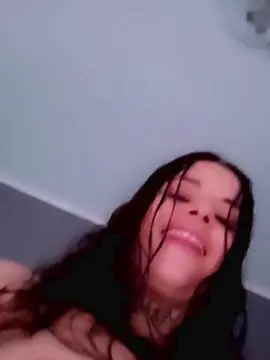 Quierojugar777  live sex cam