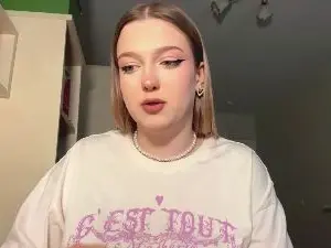 DelorasOng  live sex cam