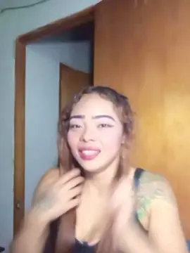 Candyfreemom  live sex cam