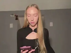 LucilleEstler  live sex cam