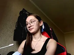 LorraineWalkes  live sex cam
