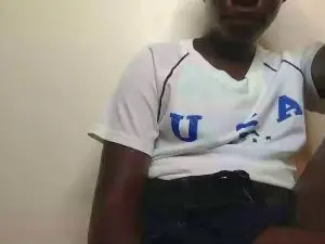 Ebonyta1  live sex cam