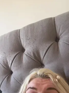 Cagna25  live sex cam