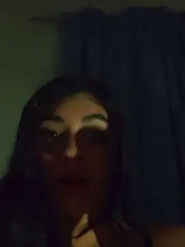 Chari858  live sex cam