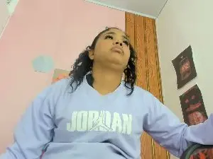 EllyBloom  live sex cam