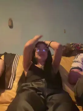 Macarena3  live sex cam