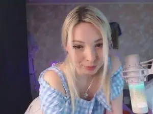 MagdaTimpone  live sex cam