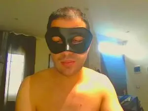Belleandbeast90  live sex cam