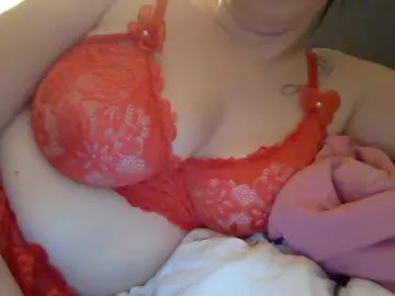 HONEYMILK2025  live sex cam