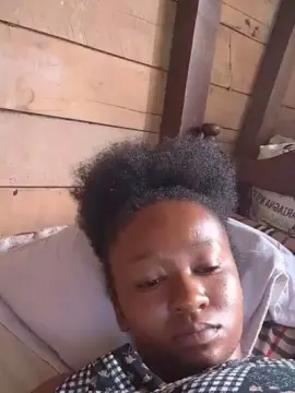 Zomaniela  live sex cam