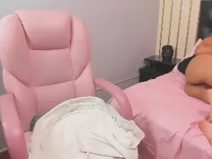 Naughtycouple_8  live sex cam