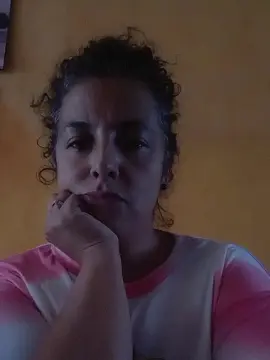 Soy_Zoe69  live sex cam