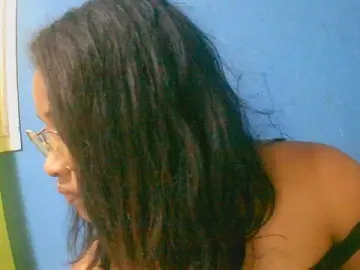 Aurelia00  live sex cam