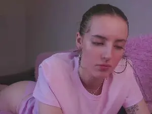 HwaWisterman  live sex cam