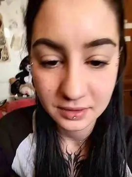 LadyKatiana  live sex cam