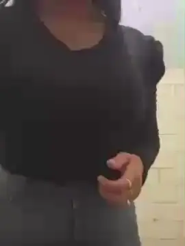 Meliinaa  live sex cam