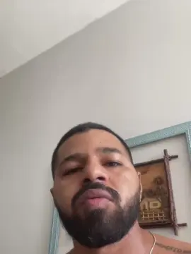 Pretinbabao  live sex cam