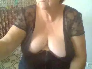 Cpl_porca50  live sex cam