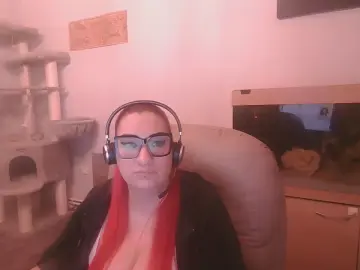 RedKitten2  live sex cam