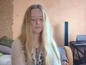 MickeyAnway  live sex cam