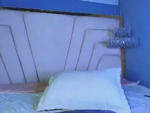 Ariia_Sweett  live sex cam