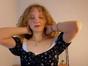 Beily_Moone  live sex cam