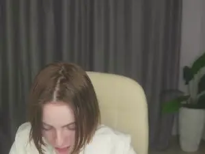 BreanaBalzer  live sex cam