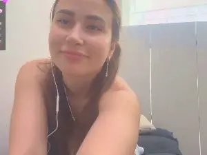 EloisManfra  live sex cam