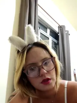 Giosexy18  live sex cam