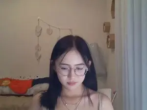 JuliaMaugeri  live sex cam