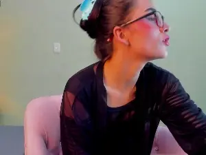 Vixen_yess  live sex cam