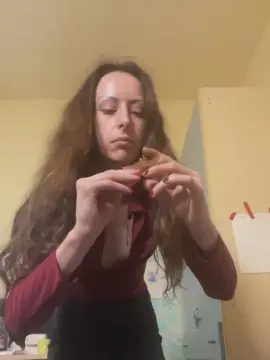 Bigiulia42gcom2  live sex cam