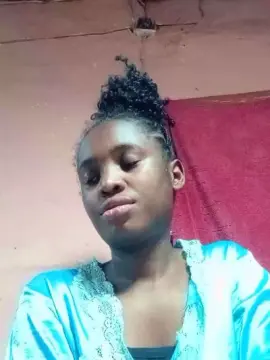 Emeli2  live sex cam