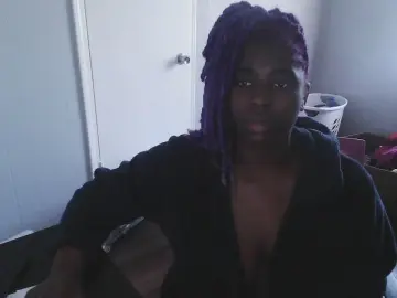 Drealicious  live sex cam