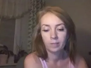 JenniferDevil  live sex cam