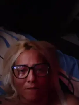 Carolina428  live sex cam