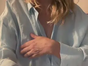 Fee1112  live sex cam