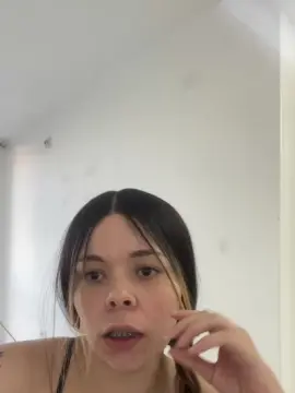 Carolina8888  live sex cam