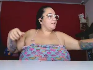 Lulubigtitts1  live sex cam