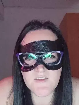 Serenaveneta94  live sex cam