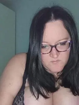 Serenaveneta94  live sex cam