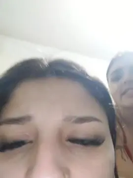 Aylenbaddie  live sex cam