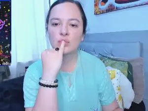 SharonWar1  live sex cam